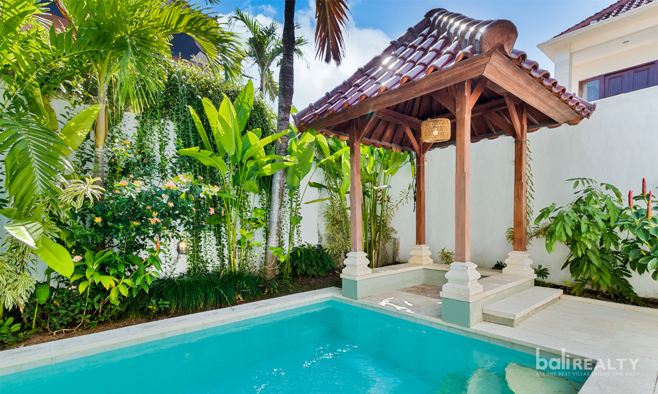 Three-Bedroom Freehold Villa Close to Seminyak – Ideal for Living or Investment 2983 — image 1