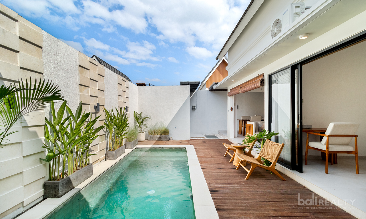 Two-Bedroom Leasehold Villa with 24 year Lease in Seminyak’s Sought-After Location – 2986