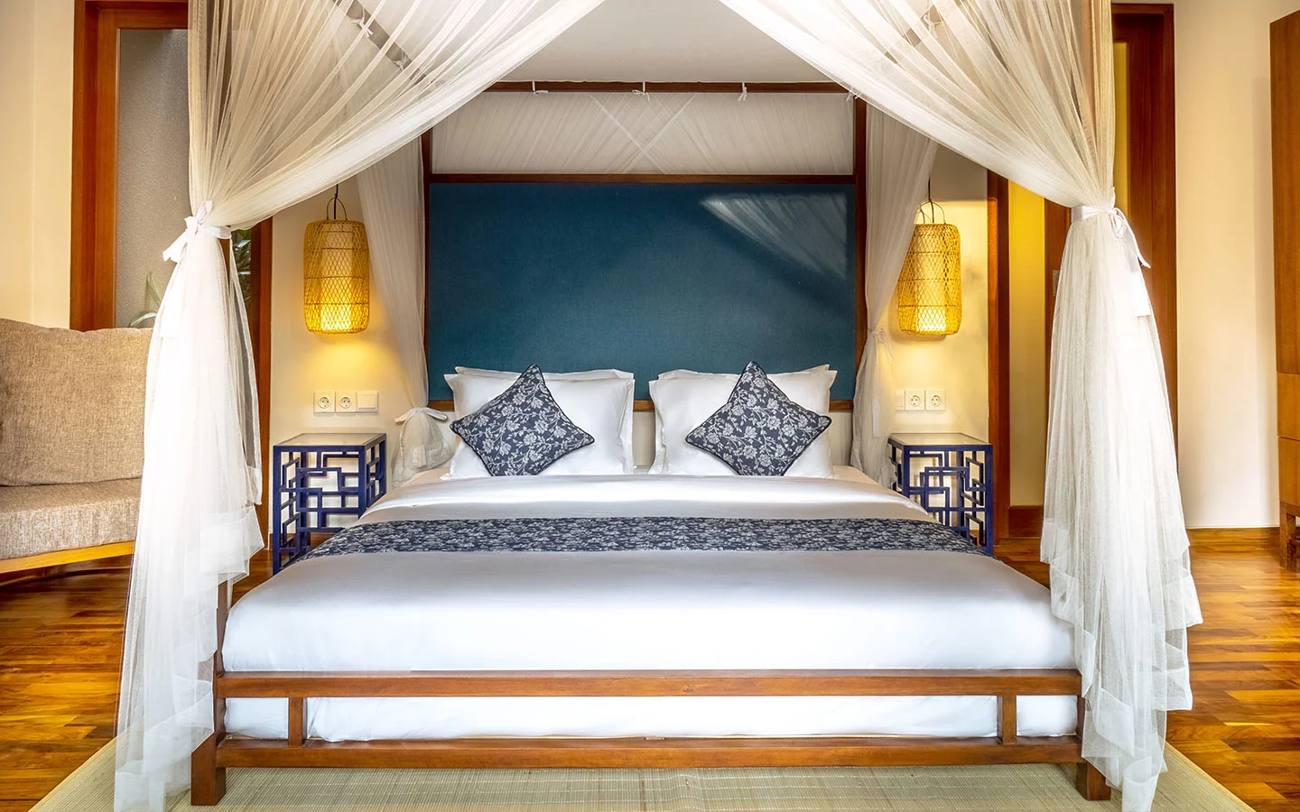 2BR Modern Tropical Villa with Private Pool in Canggu — image 9