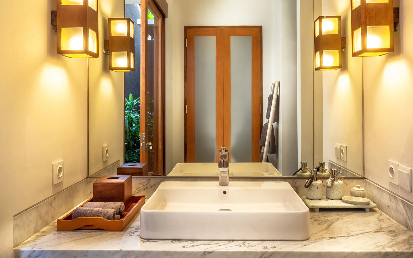 2BR Modern Tropical Villa with Private Pool in Canggu — image 7
