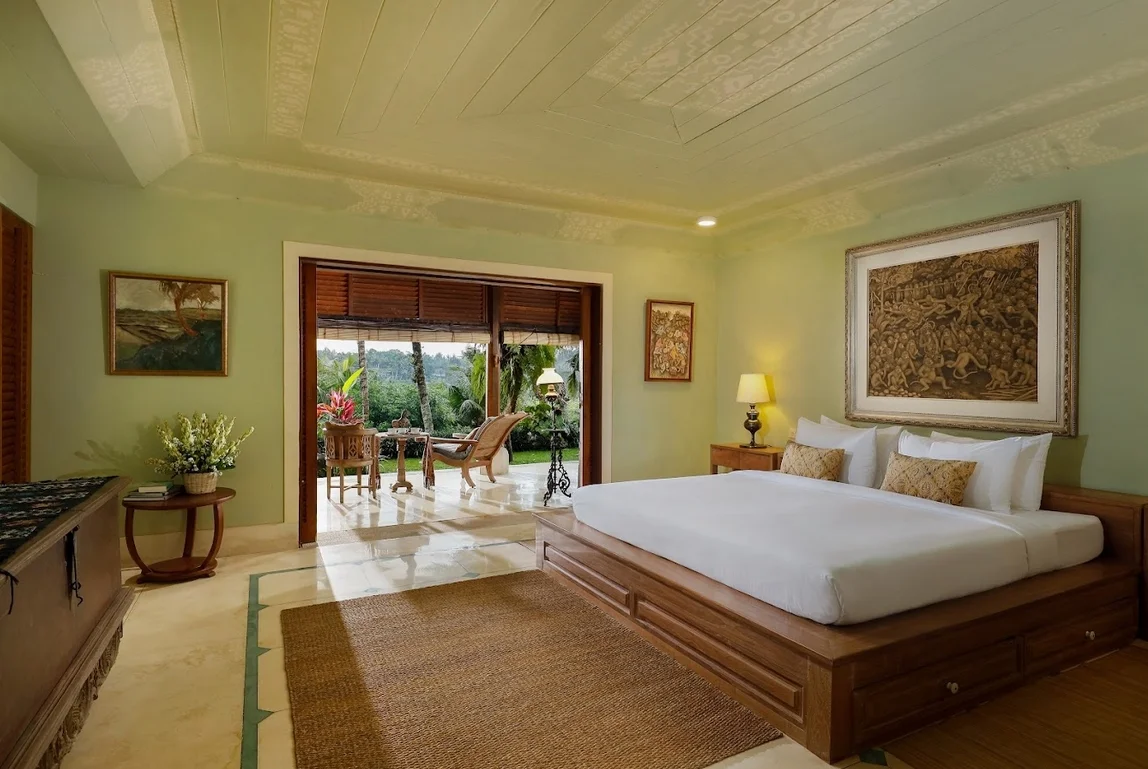 Peaceful 3-Bedroom Villa in Kedewatan Ubud with Infinity Pool — image 9