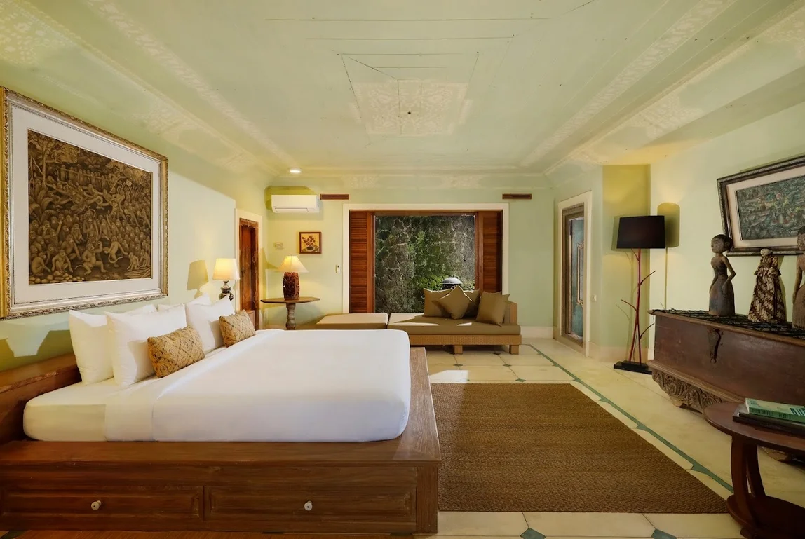 Peaceful 3-Bedroom Villa in Kedewatan Ubud with Infinity Pool — image 12