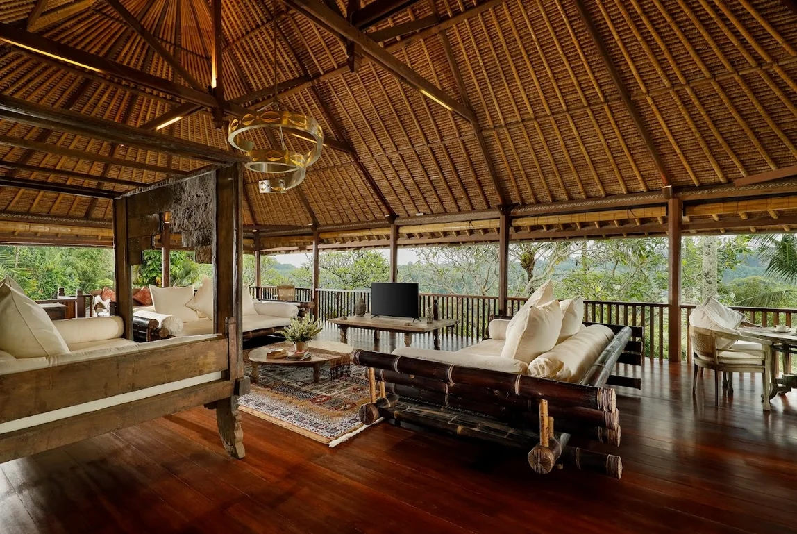 Peaceful 3-Bedroom Villa in Kedewatan Ubud with Infinity Pool — image 6