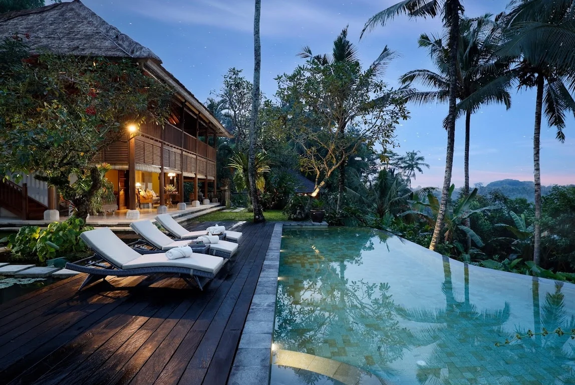 Peaceful 3-Bedroom Villa in Kedewatan Ubud with Infinity Pool — image 3