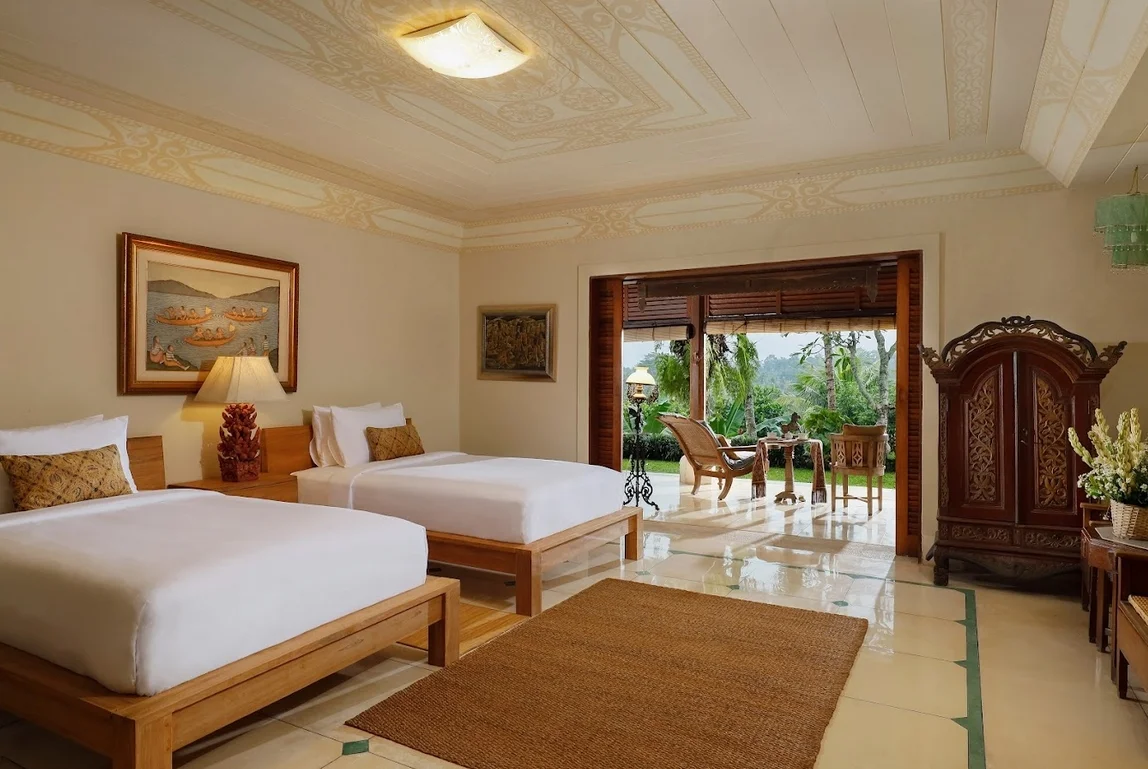 Peaceful 3-Bedroom Villa in Kedewatan Ubud with Infinity Pool — image 11
