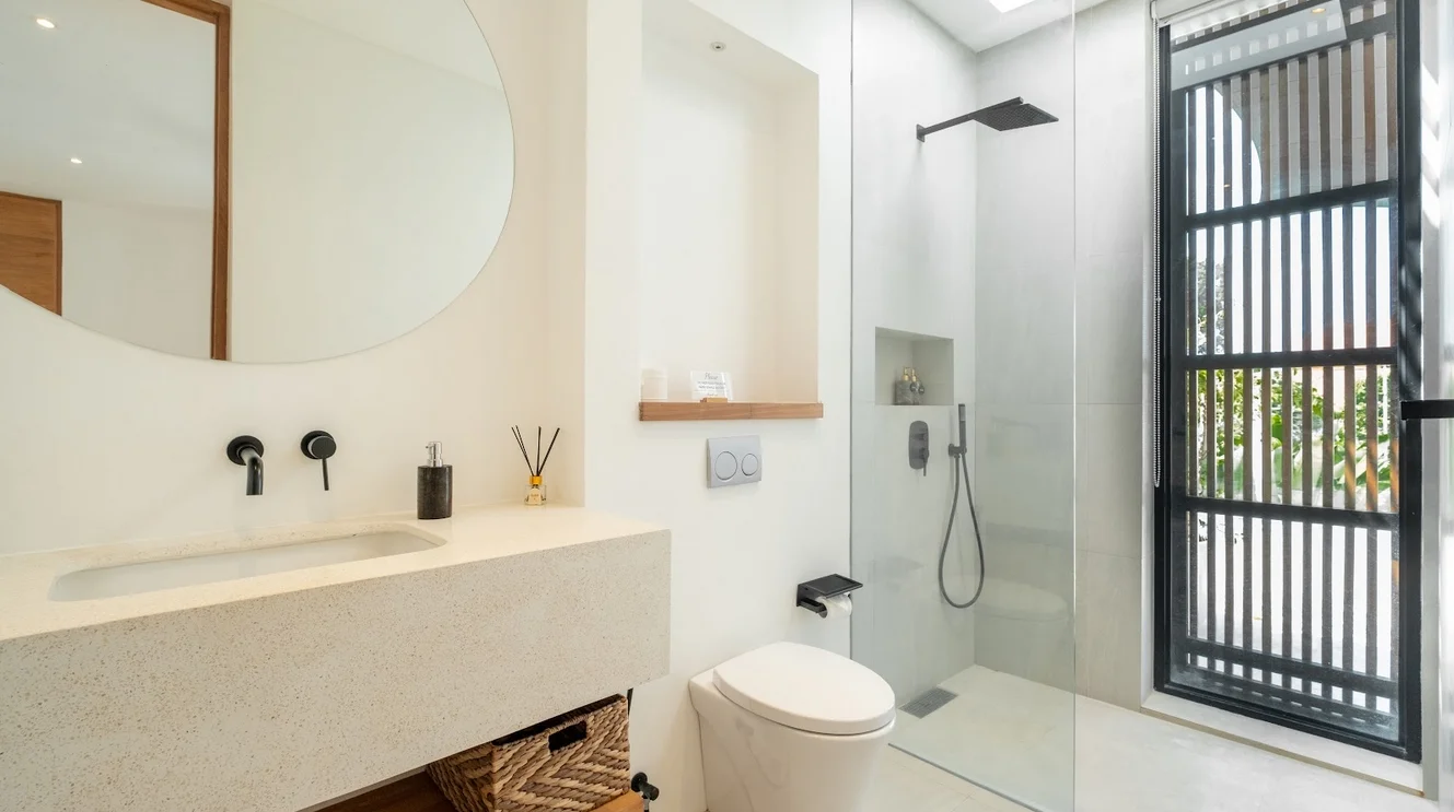 2-Bedroom Private Pool Villa Rental in Canggu – Sleek Private Villa — image 10