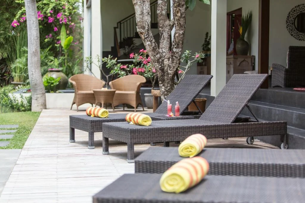 Spacious 3-Bedroom Villa in Kerobokan – Private Pool, Tropical Garden – BVI7140 — image 9