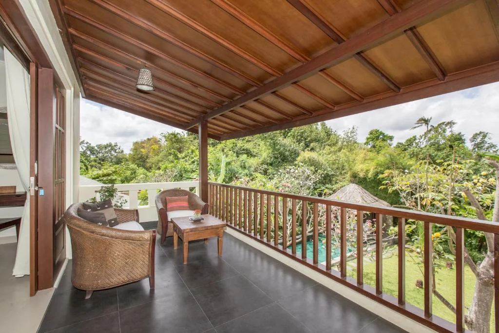 Spacious 3-Bedroom Villa in Kerobokan – Private Pool, Tropical Garden – BVI7140 — image 16