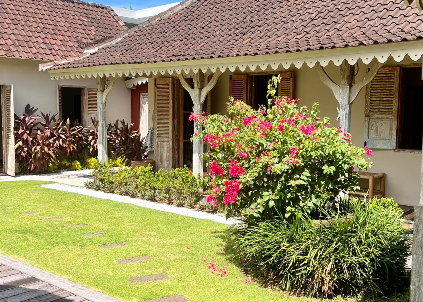 Spacious 4-Bedroom Villa with Rice Field Views in Babakan — image 19