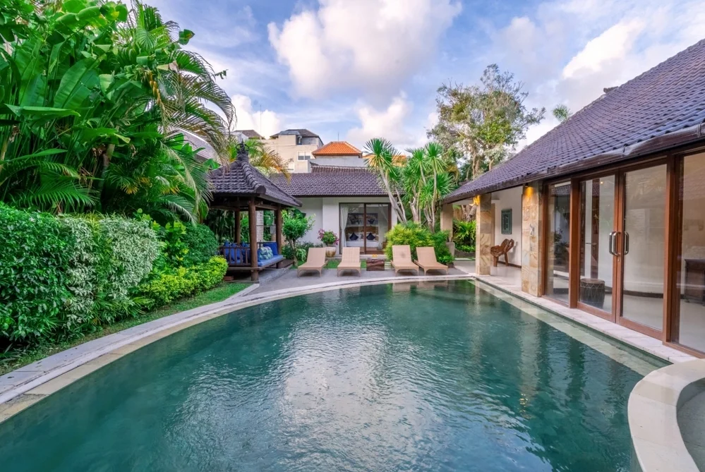 Spacious 5-Bedroom Family Villa in Seminyak – Sleeps 12, Private Pool, Walk to Petitenget Beach – BVI2481 — image 7