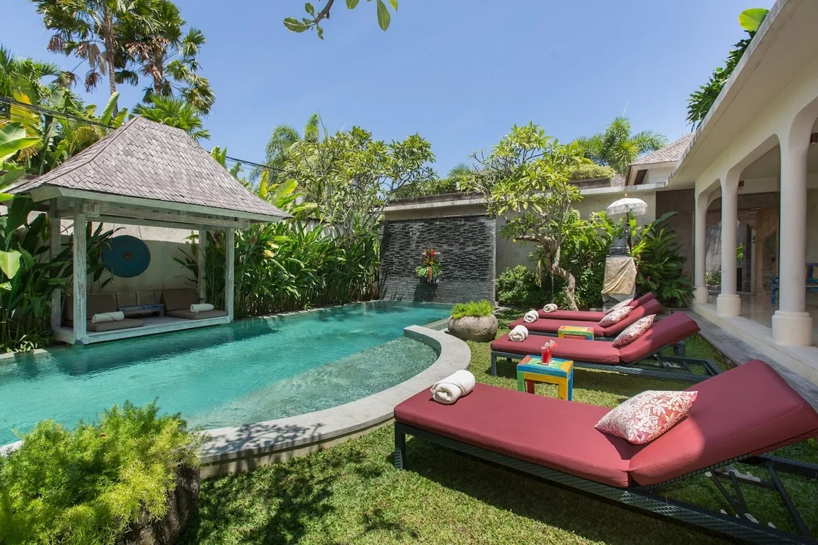 4-Bedroom Private Pool Villa Rental in Seminyak – Stylish Retreat — image 12