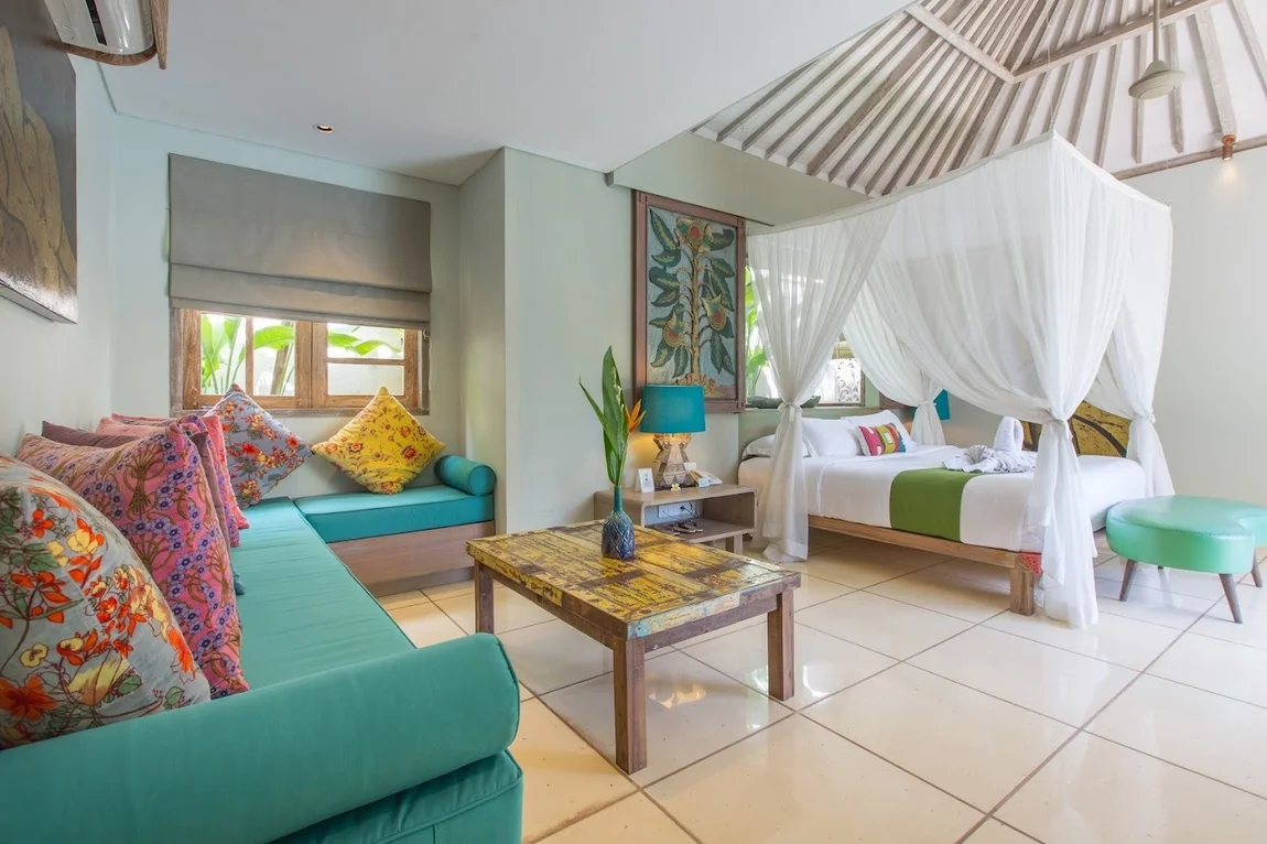4-Bedroom Private Pool Villa Rental in Seminyak – Stylish Retreat — image 19