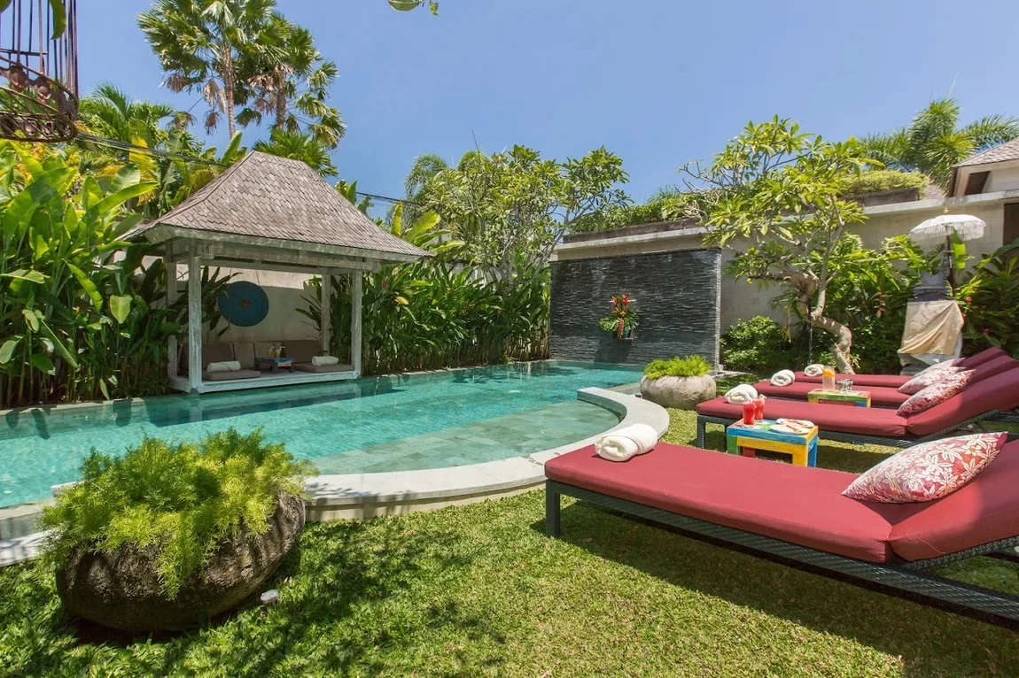 4-Bedroom Private Pool Villa Rental in Seminyak – Stylish Retreat — image 10
