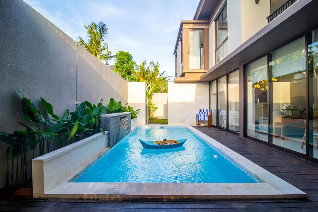 4-Bedroom Private Pool Villa Rental in Tanah Lot – Stylish Villa BVI72337