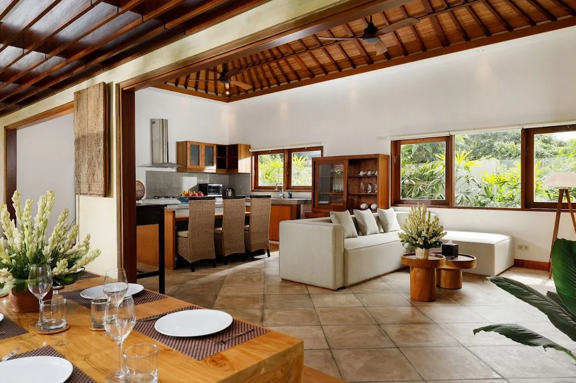 Stylish 3-Bedroom Villa in Pererenan Canggu – Comfortable & Peaceful Modern Tropical Villa — image 7