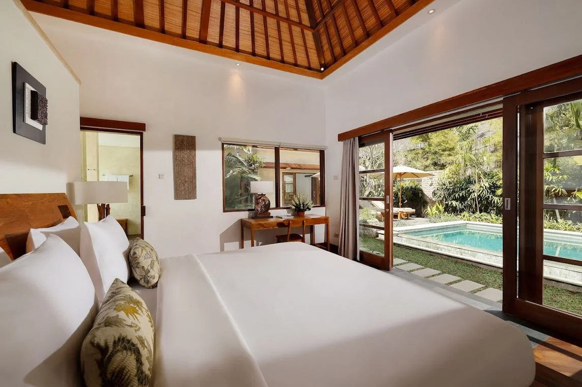 Stylish 3-Bedroom Villa in Pererenan Canggu – Comfortable & Peaceful Modern Tropical Villa — image 9