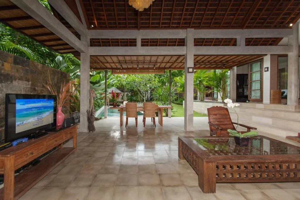 Stylish 3BR Villa Large Garden & Pool Near Seminyak Beach – BVI5754 — image 13