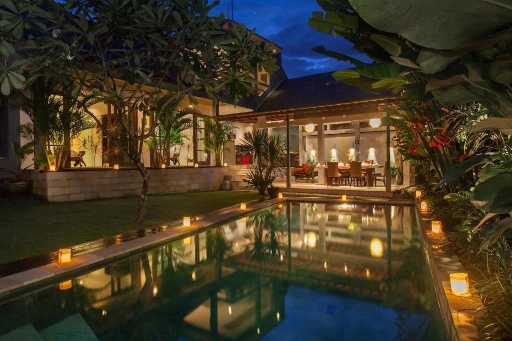 Stylish 3BR Villa Large Garden & Pool Near Seminyak Beach – BVI5754