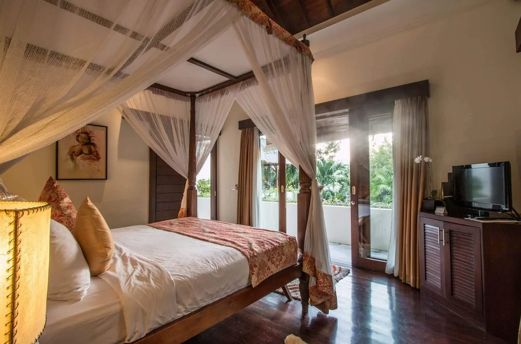 Stylish 3BR Villa with Private Pool & Sauna | Central Seminyak – BVI2093 — image 3