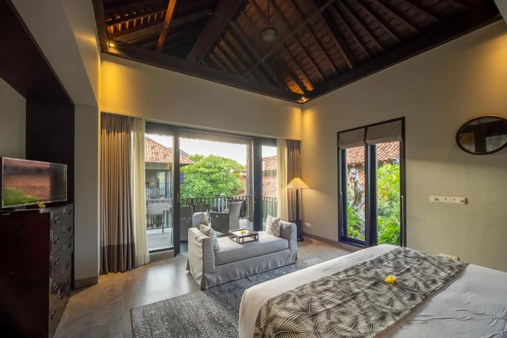 Stylish 4-Bedroom Villa in Central Seminyak – Walk to Beach & Eat Street – BVI1234 — image 12