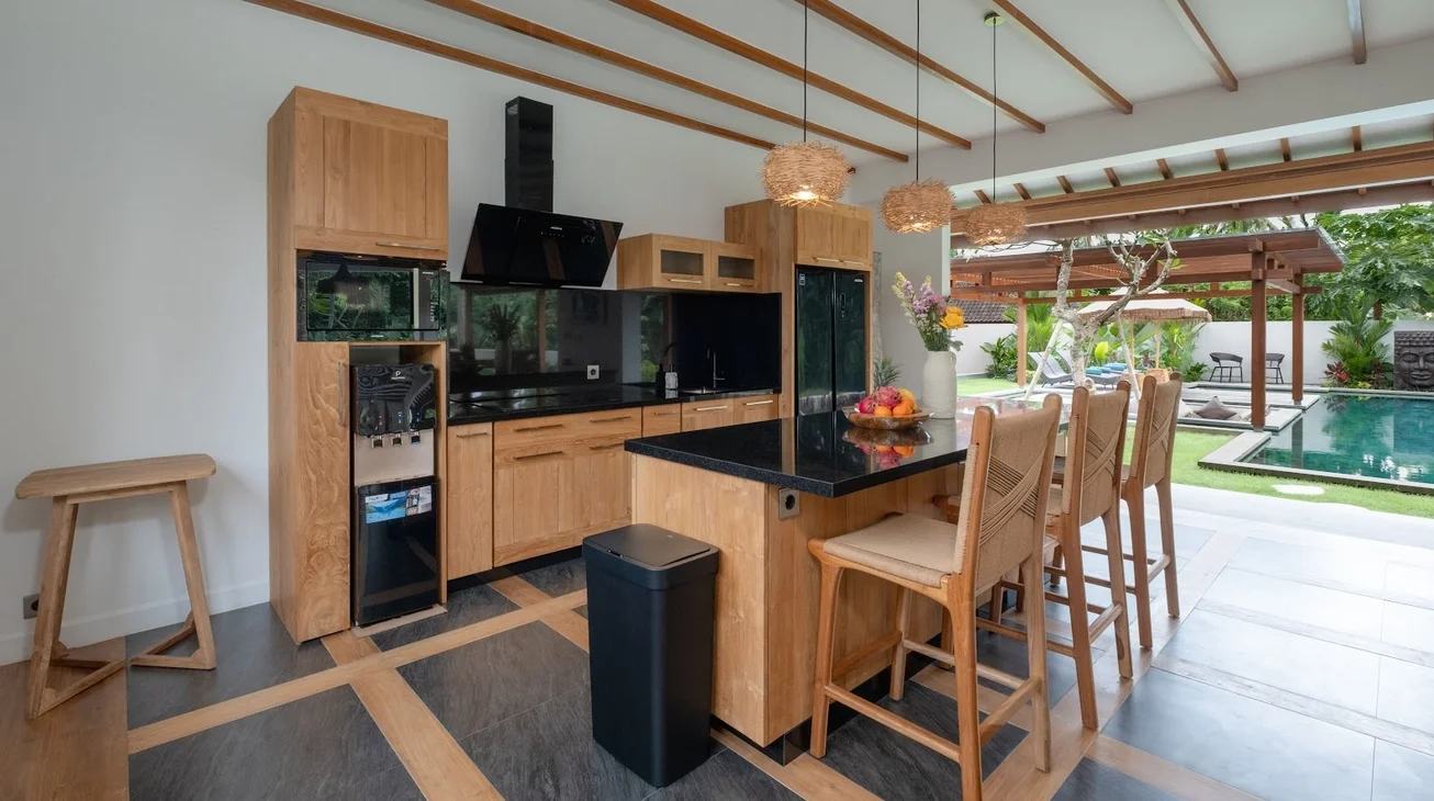 4-Bedroom Villa with Private Pool in Ubud – Stylish Villa — image 11