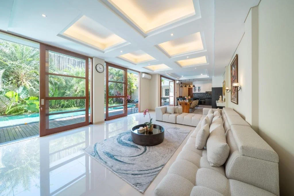 4-Bedroom Villa with Private Pool in Canggu – Stylish Villa — image 17
