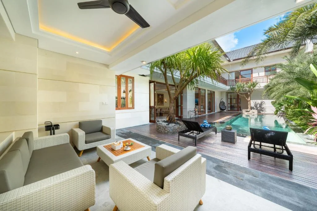 4-Bedroom Villa with Private Pool in Canggu – Stylish Villa — image 11