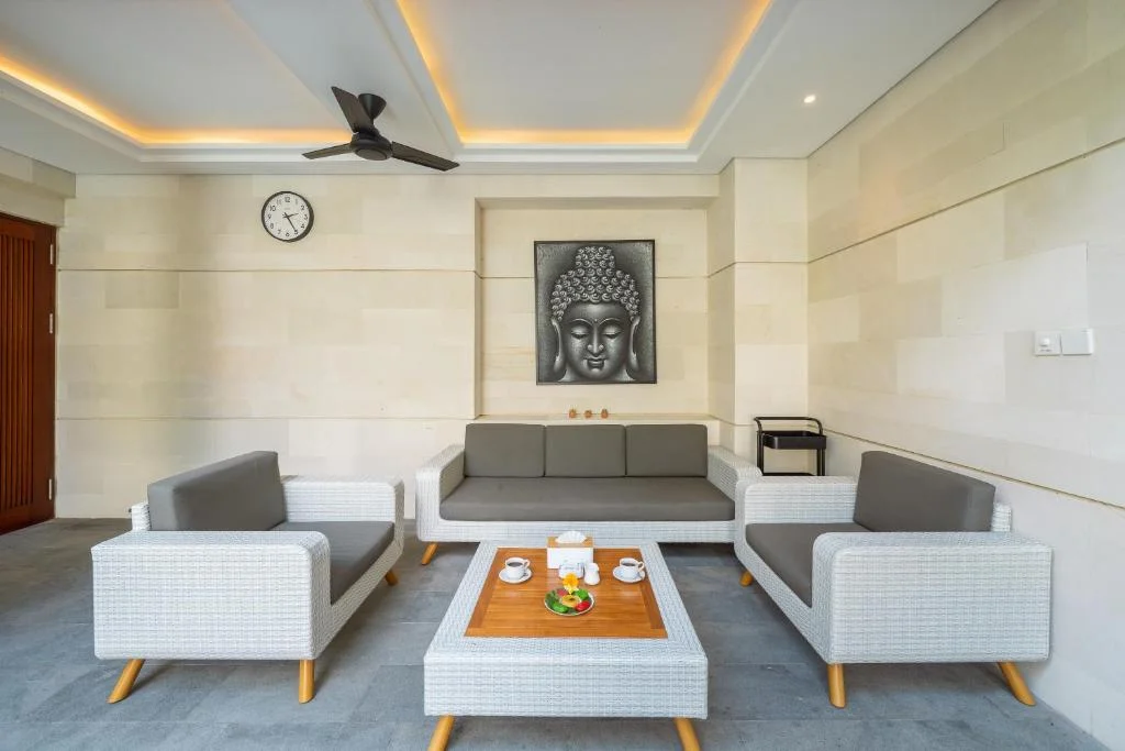 4-Bedroom Villa with Private Pool in Canggu – Stylish Villa — image 19