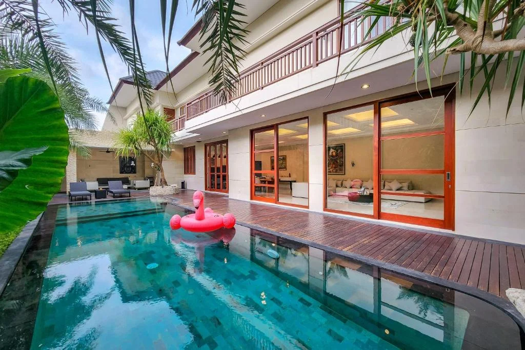 4-Bedroom Villa with Private Pool in Canggu – Stylish Villa — image 10