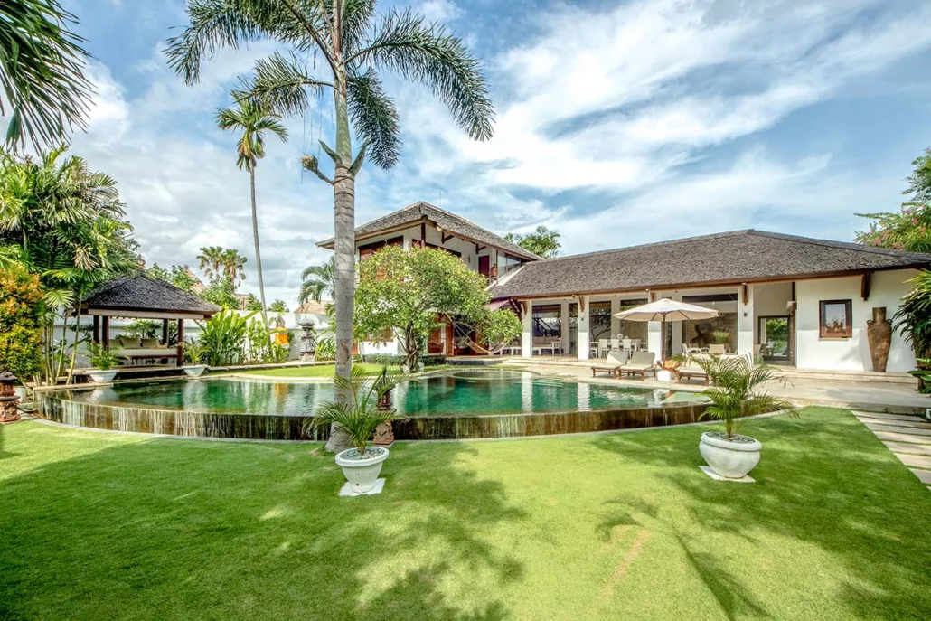 Stylish 4BR Villa with Pool in Petitenget Seminyak – Walk to Beach & Cafes – BVI2807 — image 16