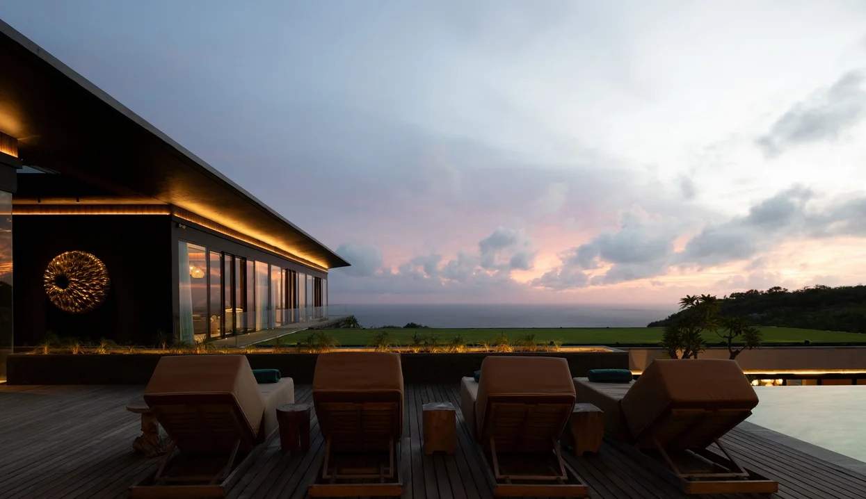 Luxury 7-Bedroom Villa in Uluwatu – 3 Swimming Pools, Cinema & Ocean View — image 18