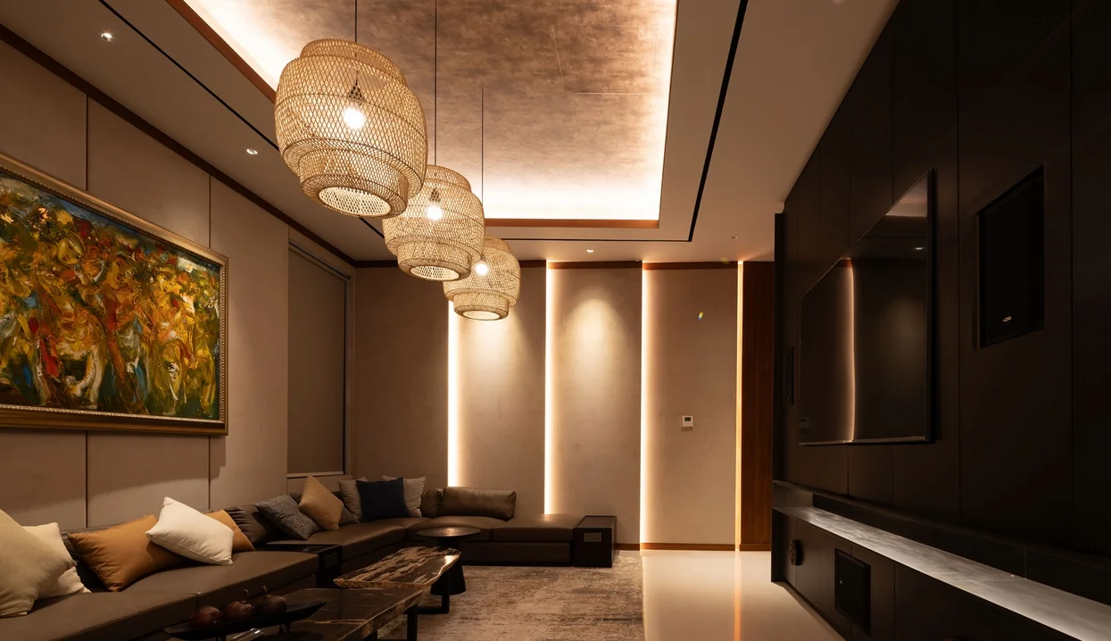 Luxury 7-Bedroom Villa in Uluwatu – 3 Swimming Pools, Cinema & Ocean View — image 7