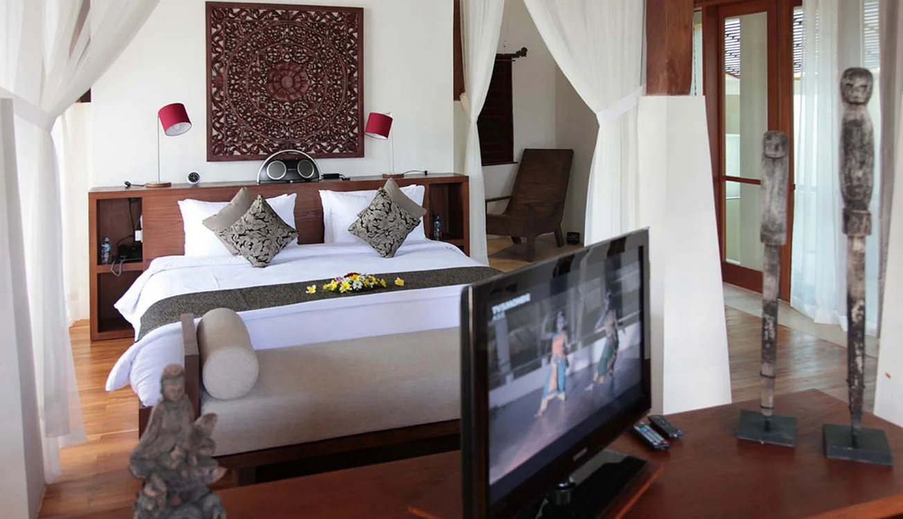 Villa Tenang 3-Bedroom with Rice Field View in Berawa, Canggu — image 15