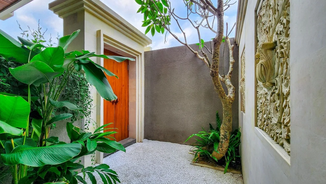 Tropical 2–3 Bedroom Villa with Private Pool, Walking Distance to Sanur Beach — image 16