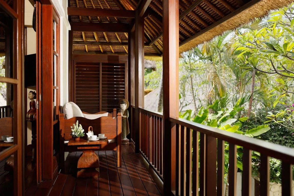 Tropical 3-Bedroom Villa with Private Pool Near Jimbaran Beach — image 14