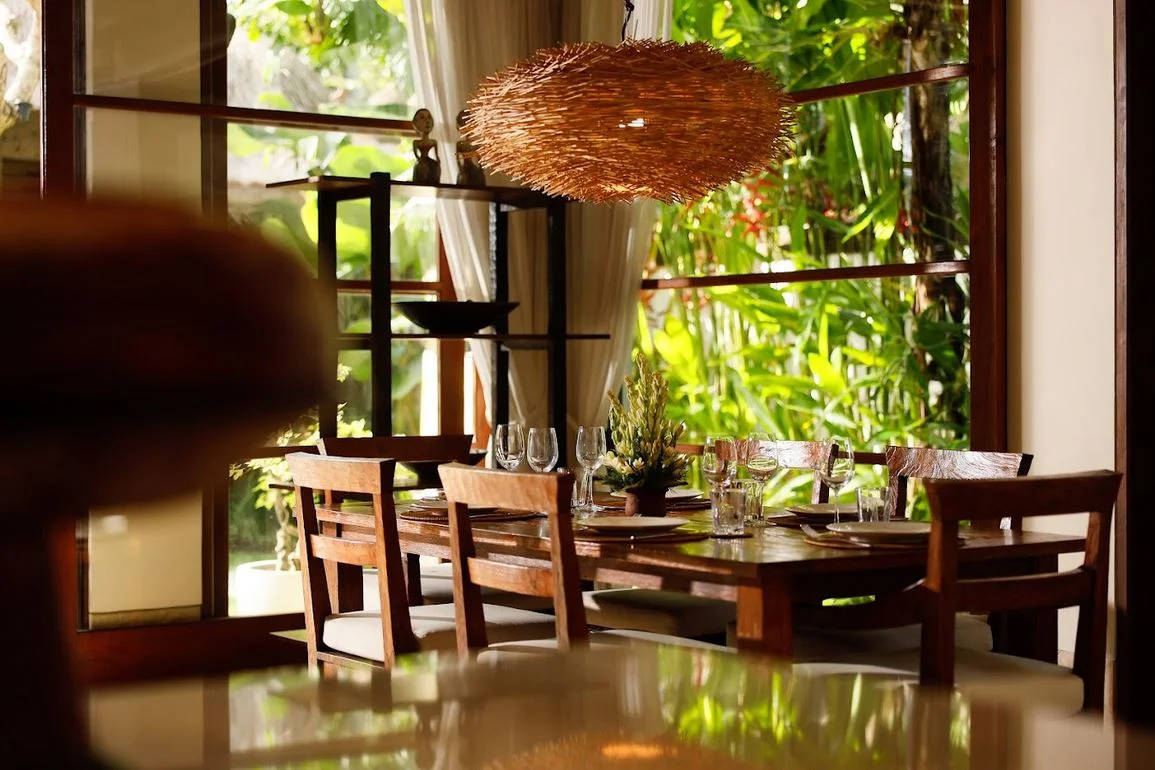 Tropical 3-Bedroom Villa with Private Pool Near Jimbaran Beach — image 6