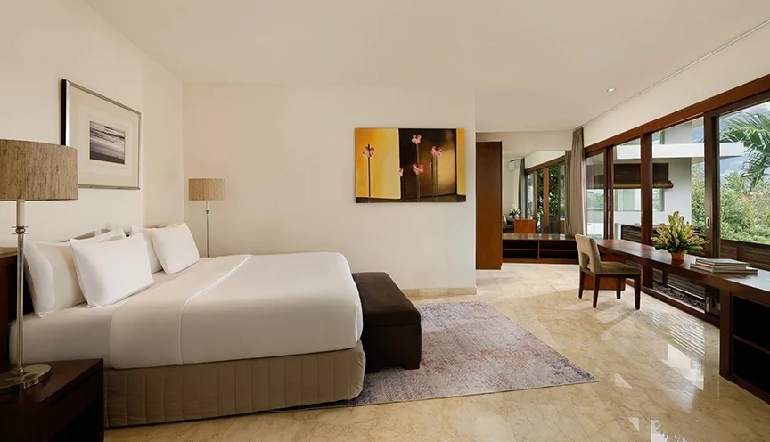 Tropical 4-Bedroom Villa with Swimming Pool in Canggu — image 5
