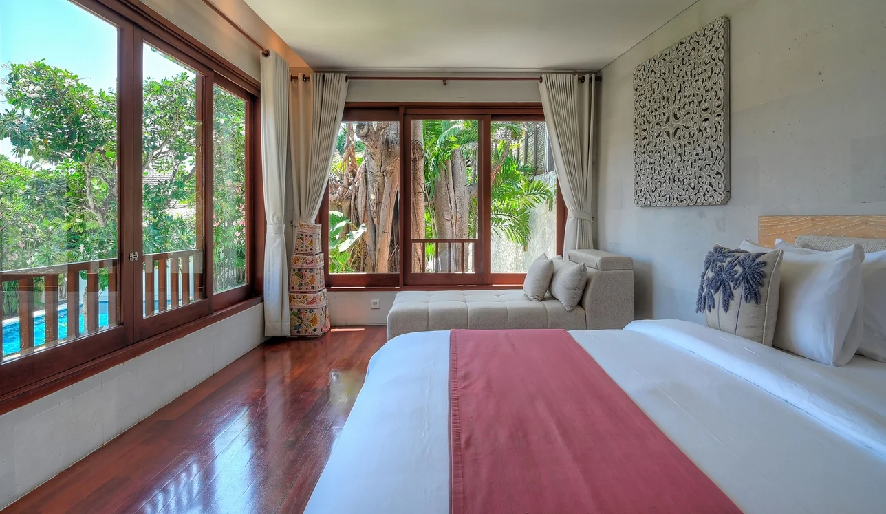 Luxury Tropical 5-Bedroom Villa in Seminyak – Private Pool, Spacious Garden & Strategic Location — image 16