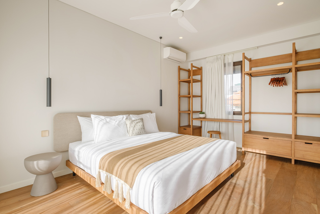 Generous 3-Bedroom Residence with Pool and Garage in Babakan, Canggu — image 16