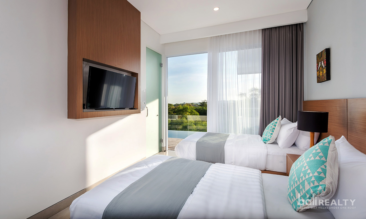 Contemporary 2-Bedroom Villa Offered on a Secure Long-Term Leasehold 2965 — image 10