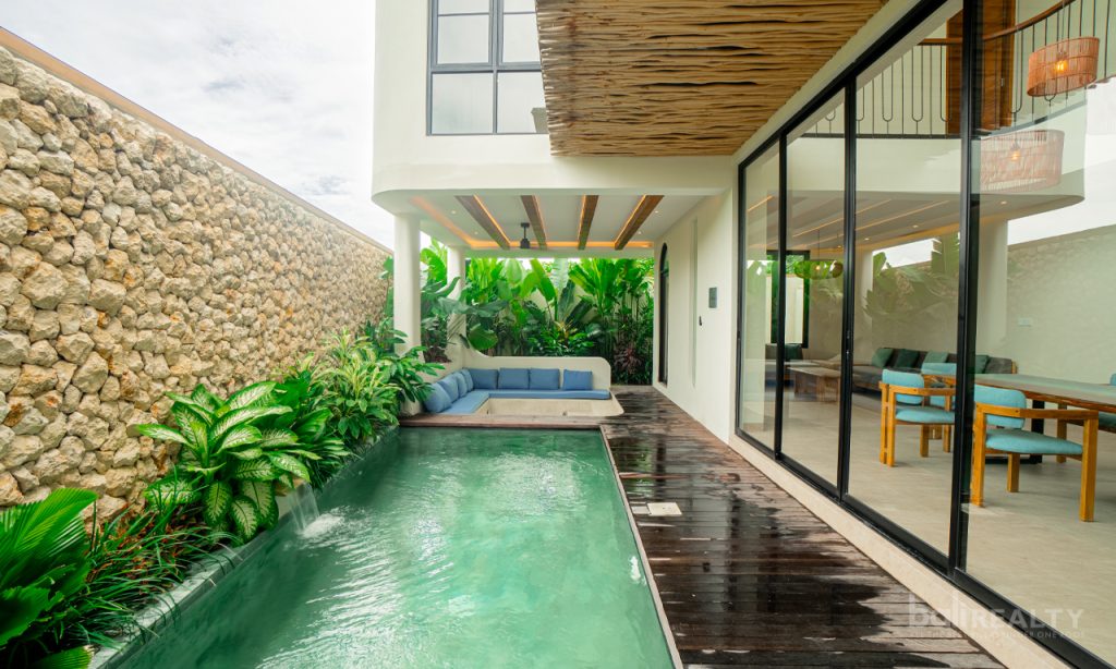 Long Lease Three-Bedroom Tropical Villa in Ungasan Near the Beach – 2966