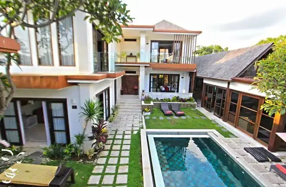 Romantic 1-Bedroom Villas with Private Pools in Seminyak — image 18