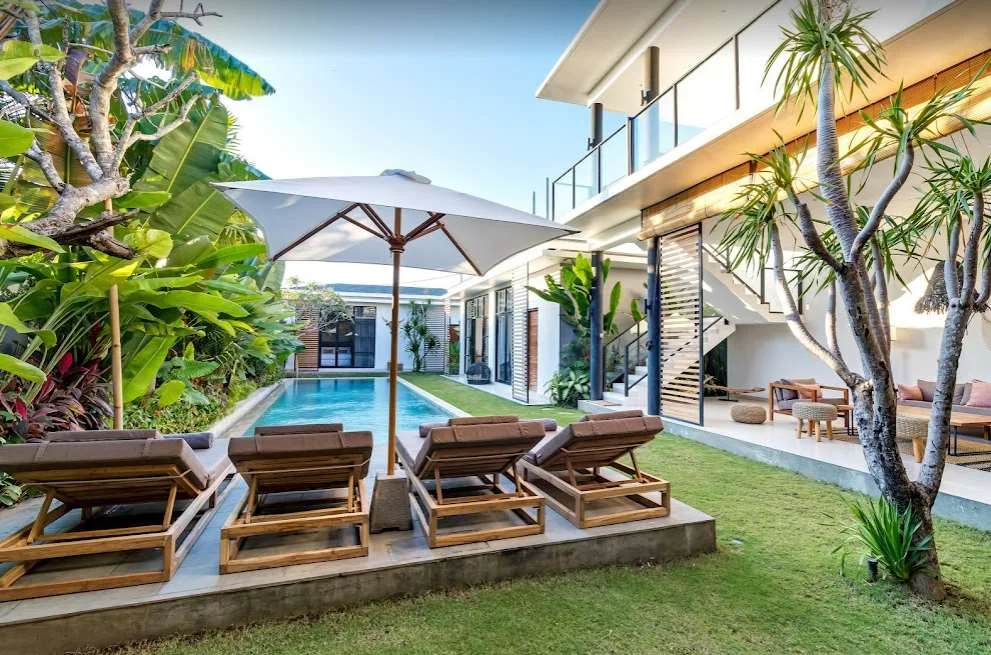Stylish 3-Bedroom Villa with Private Pool – Berawa, Canggu – BVI46291 — image 3