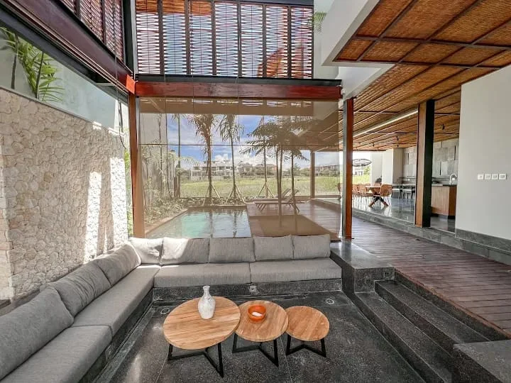 Modern Luxury Villa in Canggu – 5 Ensuite Bedrooms, Ideal for Families — image 3