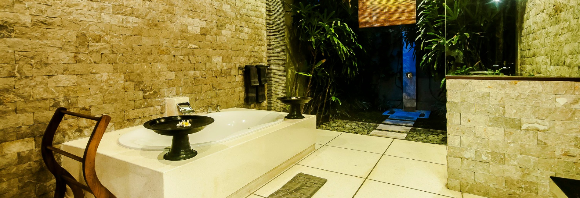 Villa Damai, 3 Bedroom Drupadi ~ Asia Holiday Retreats, Luxury Villas. Handpicked by Experts — image 6