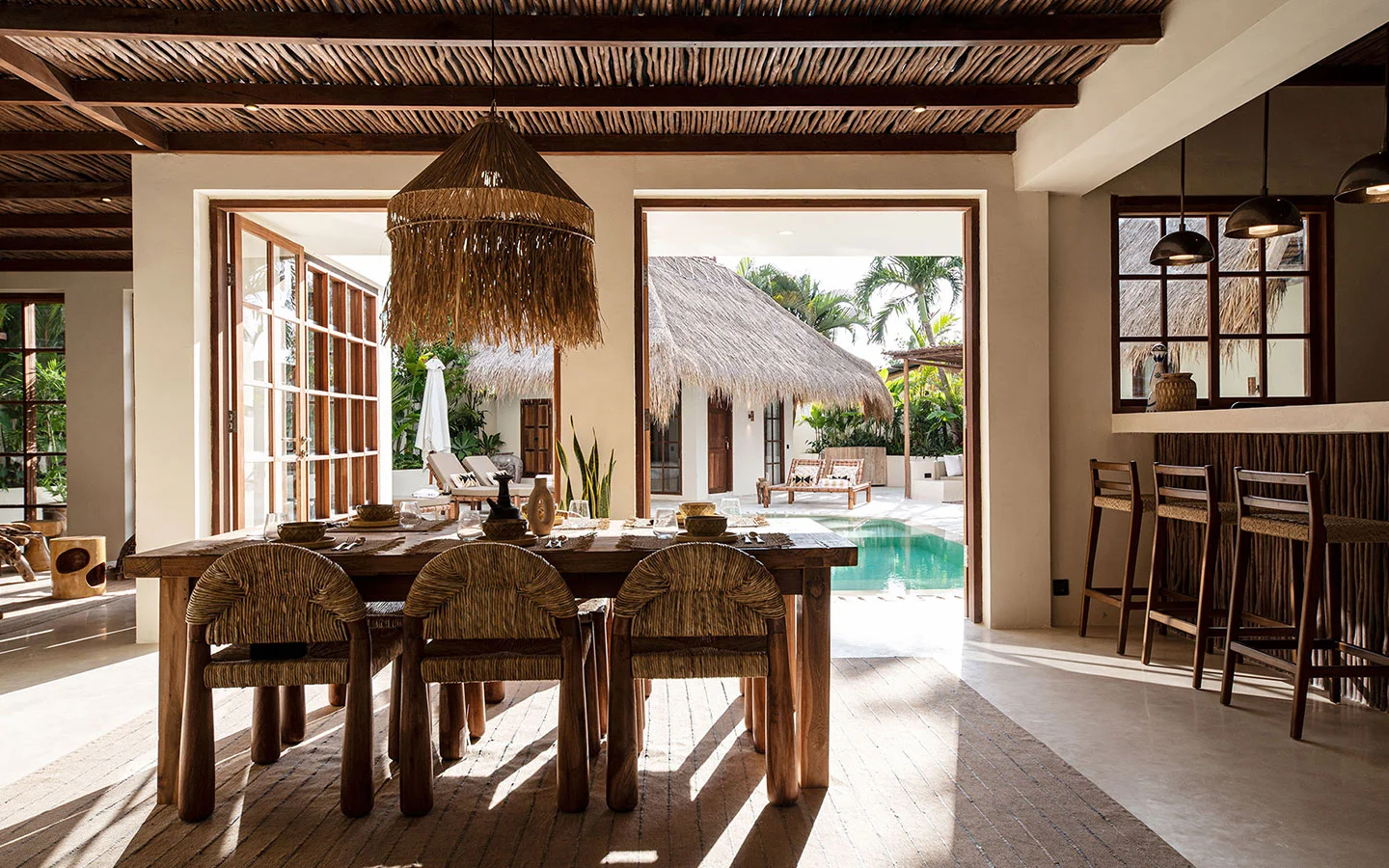 4BR Bohemian Modern Luxury Villa near Pererenan Beach in Canggu — image 6
