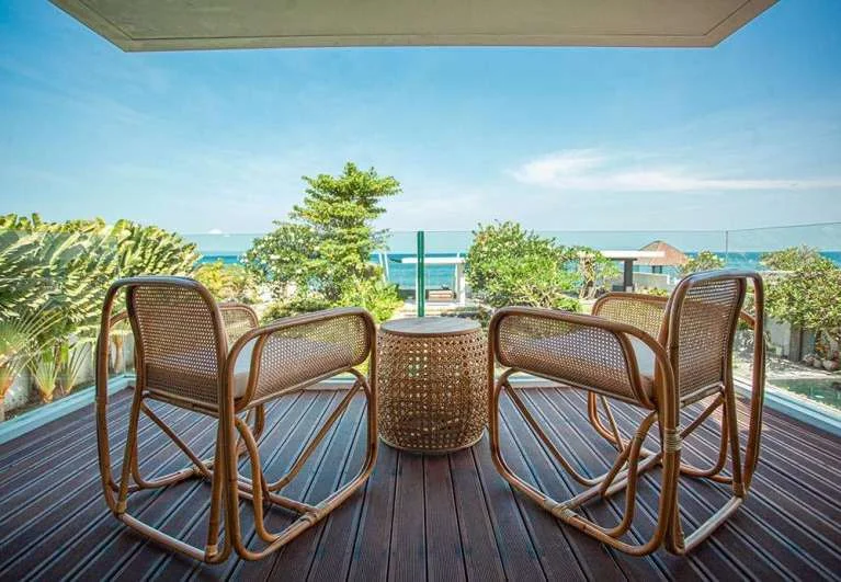 Your Dream Bali Escape: Elegant 3-Bedroom Beachfront Villa with Infinity Pools — image 6