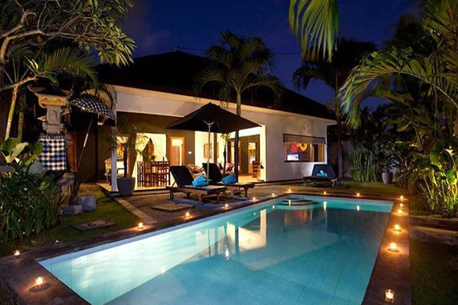 5-Bedroom Beachfront Estate Villa with Ocean Views & Wedding Venue – Batubelig, Bali – BVI577 — image 4