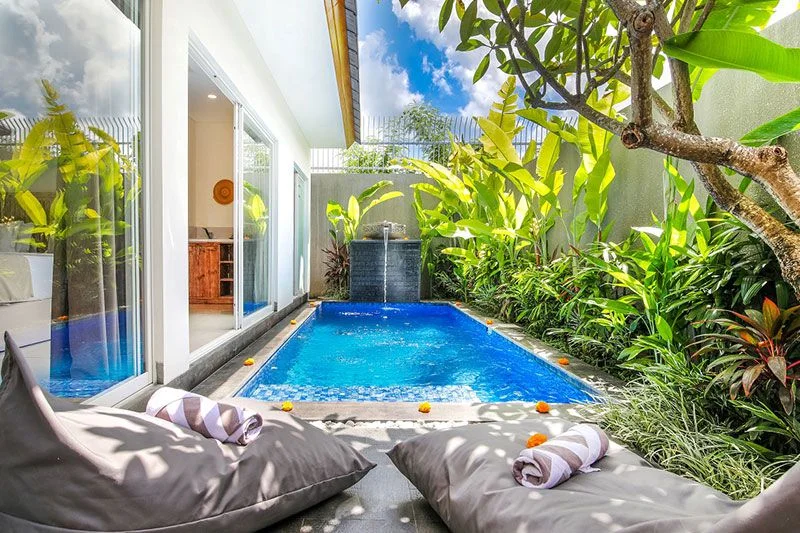 Romantic 1-Bedroom Villas with Private Pools in Seminyak — image 3