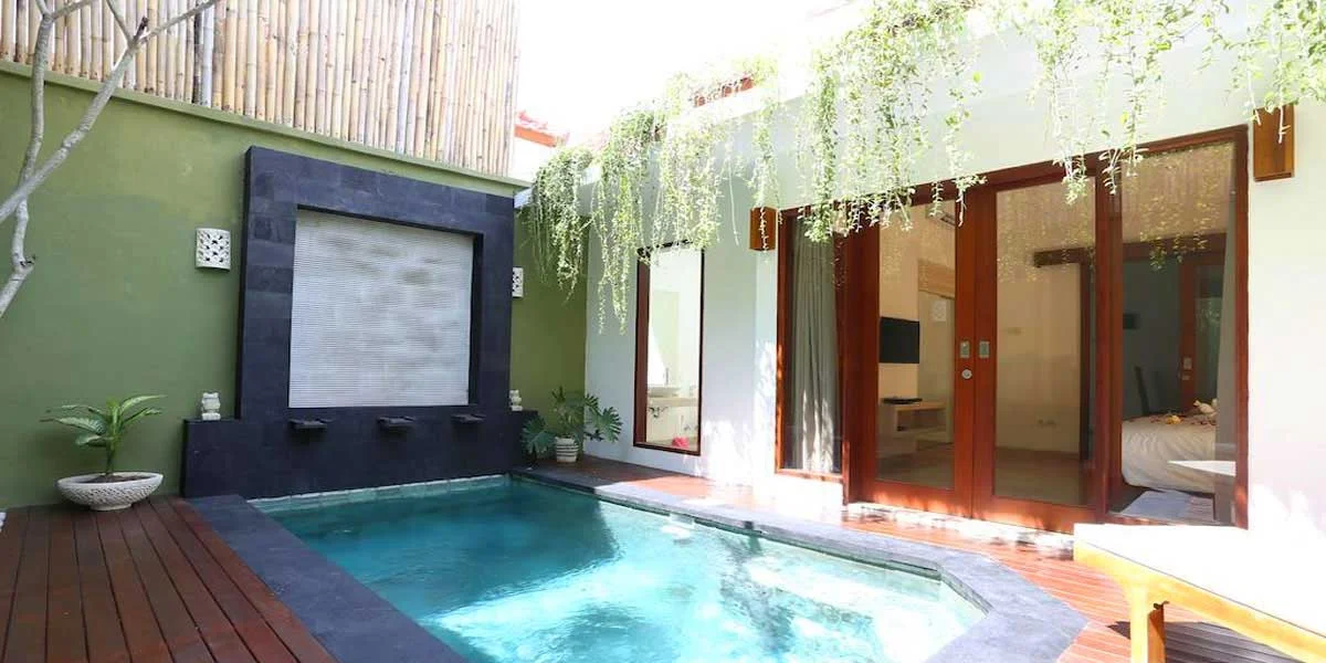 Stylish 1BR Private Pool Villa – Walk to Seminyak Beach — image 3
